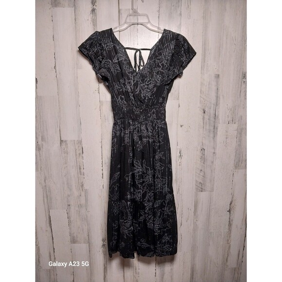 Gap Women’s Size Small Black & Silver Smocked Flutter Sleeve Midi Dress - Picture 1 of 9